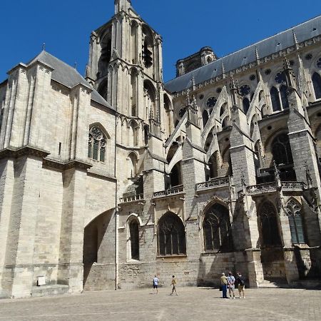 Appartement Coquet Centre Ville Filigrando Bourges Exterior foto