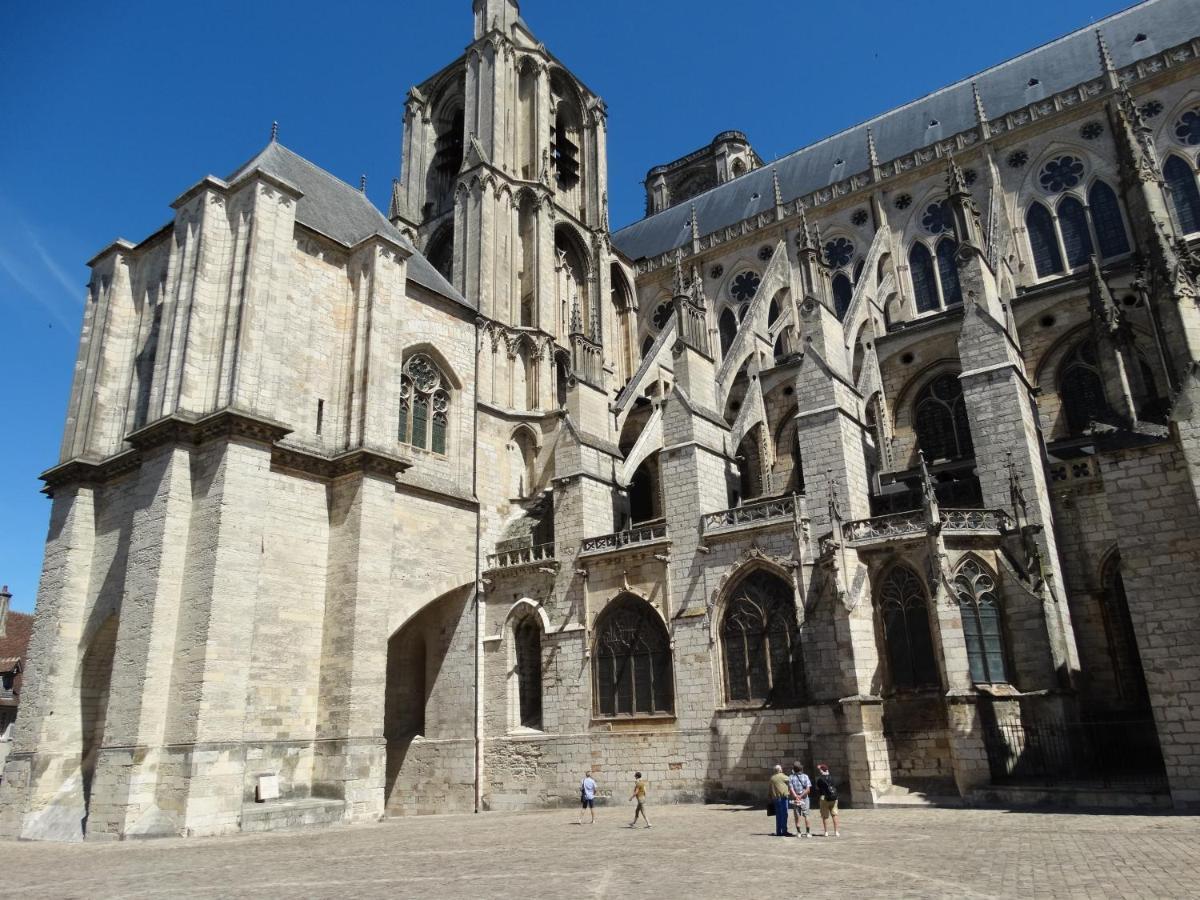 Appartement Coquet Centre Ville Filigrando Bourges Exterior foto