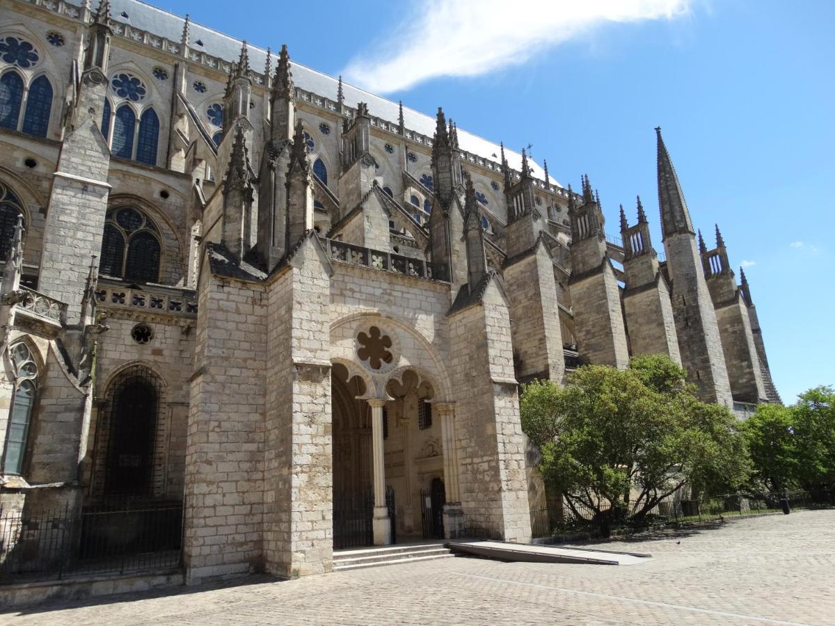 Appartement Coquet Centre Ville Filigrando Bourges Exterior foto