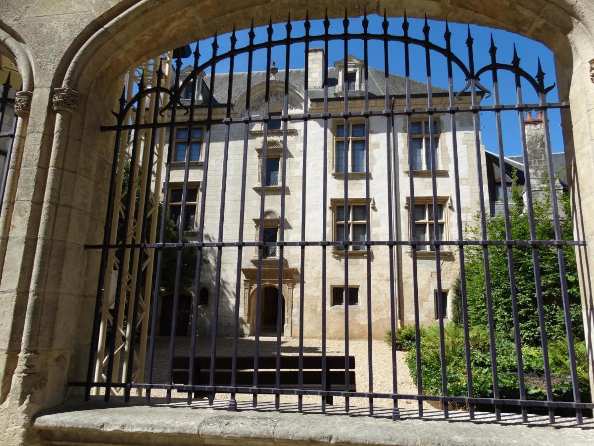 Appartement Coquet Centre Ville Filigrando Bourges Exterior foto